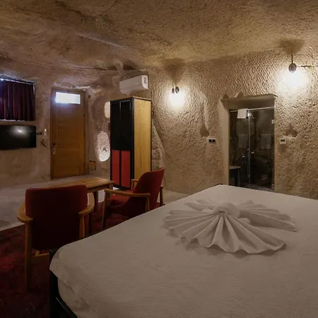 The Niche Cave מלון