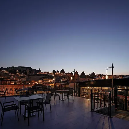 מלון The Niche Cave