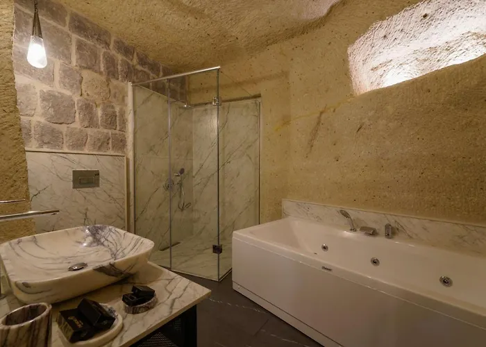 The Niche Cave Hotel *